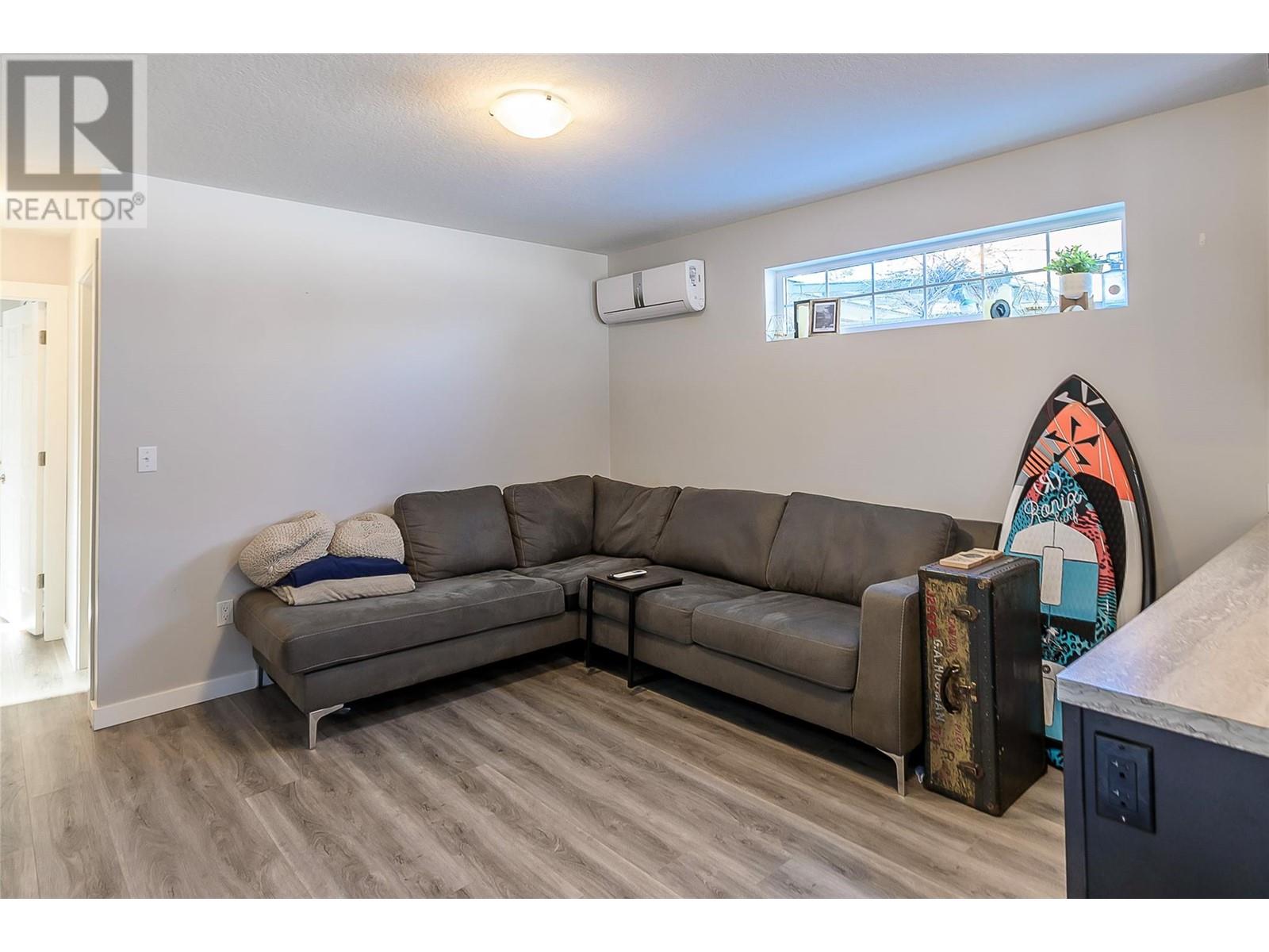  42 Lakeshore Drive, Vernon