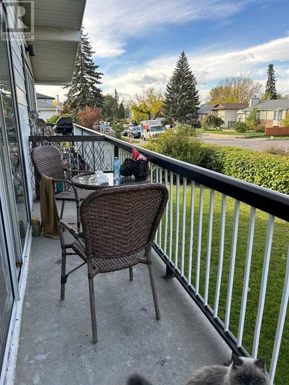 Multi-family House Bi-level for Sale in  &   Street SE Ogden Calgary 