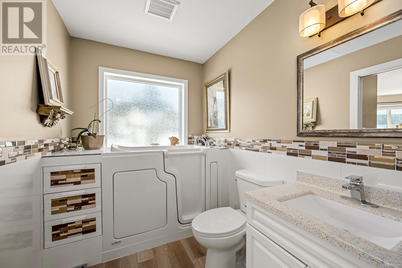 311 300 St. Ann's Rd, Campbell River real estate listing 988149