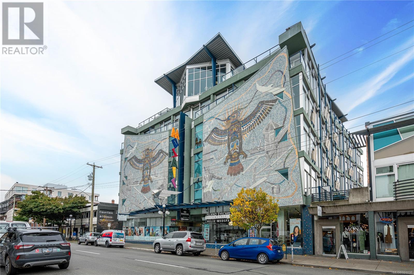 512 1061 Fort Street, Victoria
