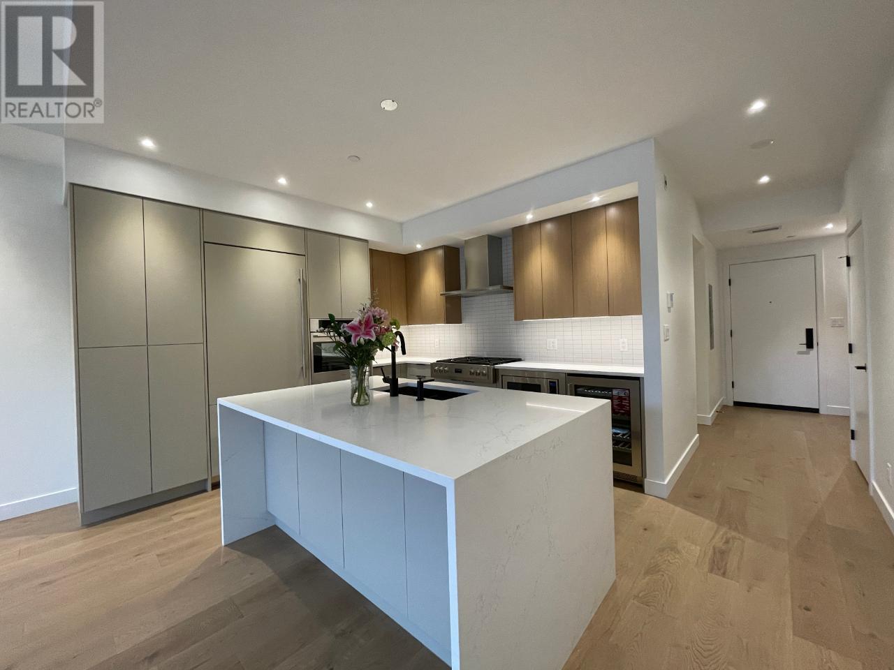 266 BAKER Street Unit# 17, Nelson
