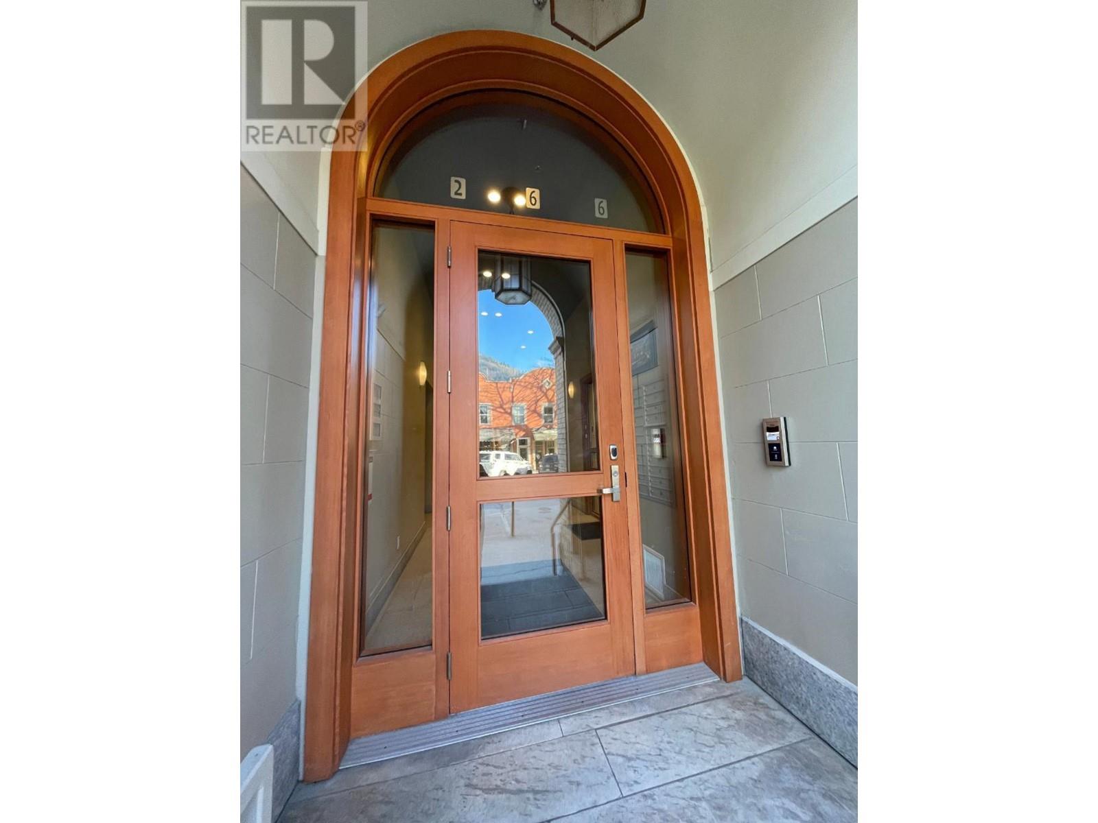 Photo 6 of 266 Baker Street Unit 17, Nelson BC