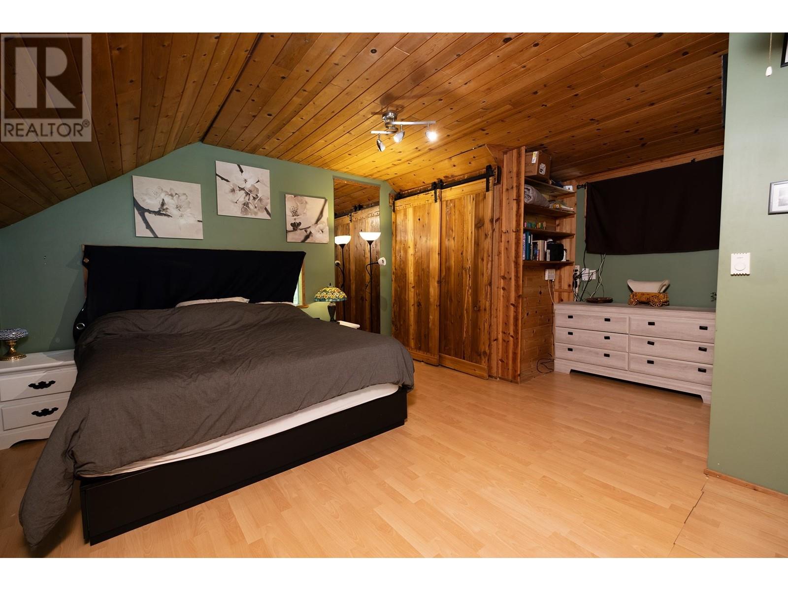 507 PARKER ROAD, Gibsons