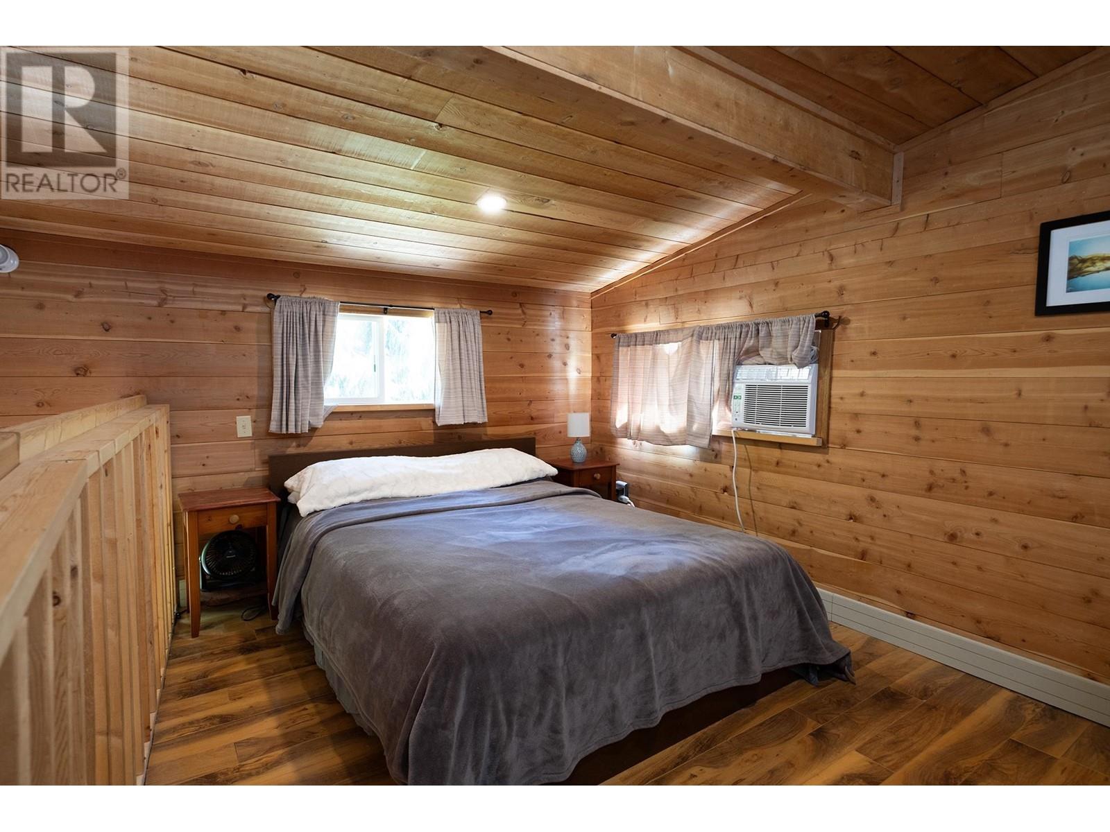507 PARKER ROAD, Gibsons