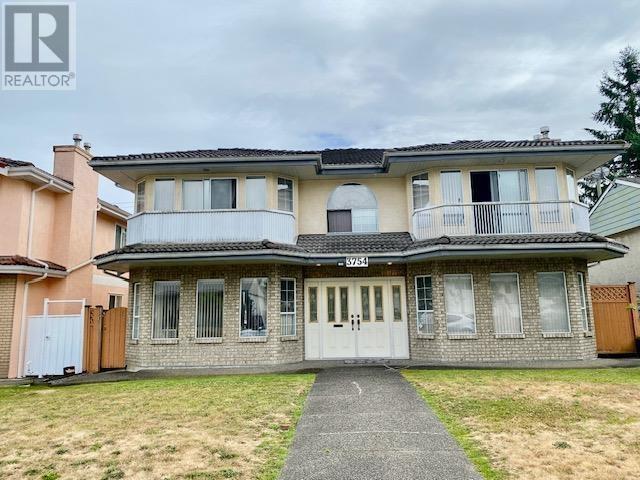 Photo 1 of 3754 Elmwood Street, Burnaby BC