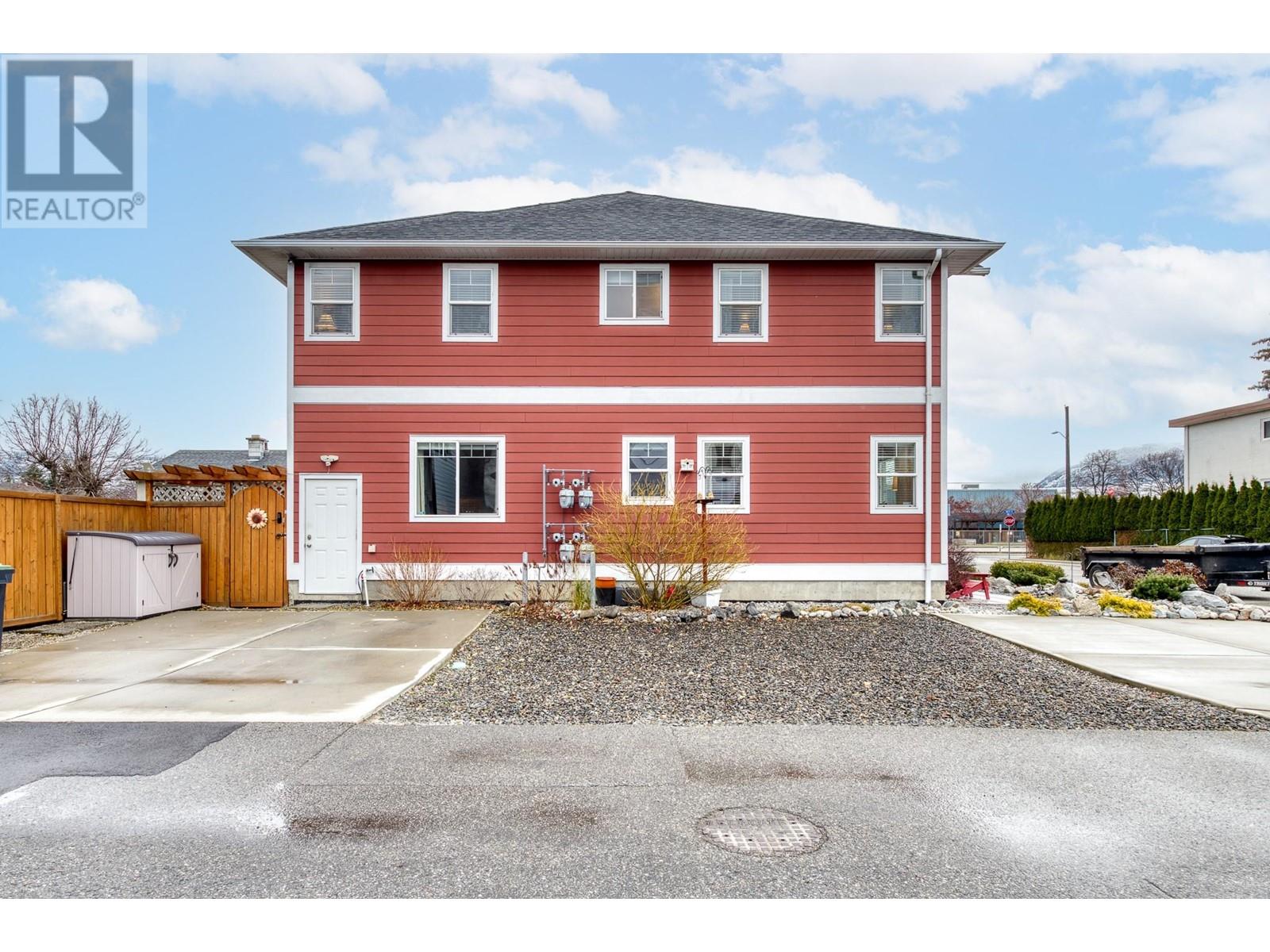  294 BASSETT Street, Penticton