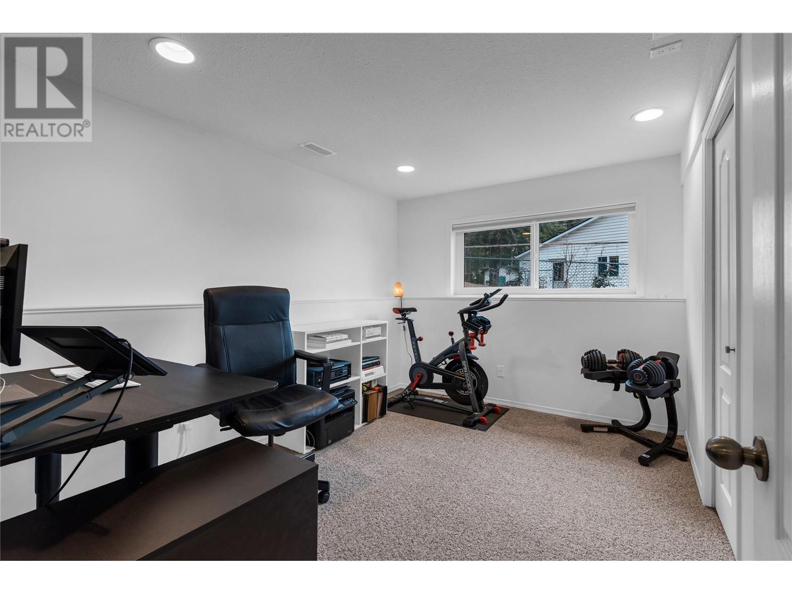  2468 Alexandria Way, West Kelowna