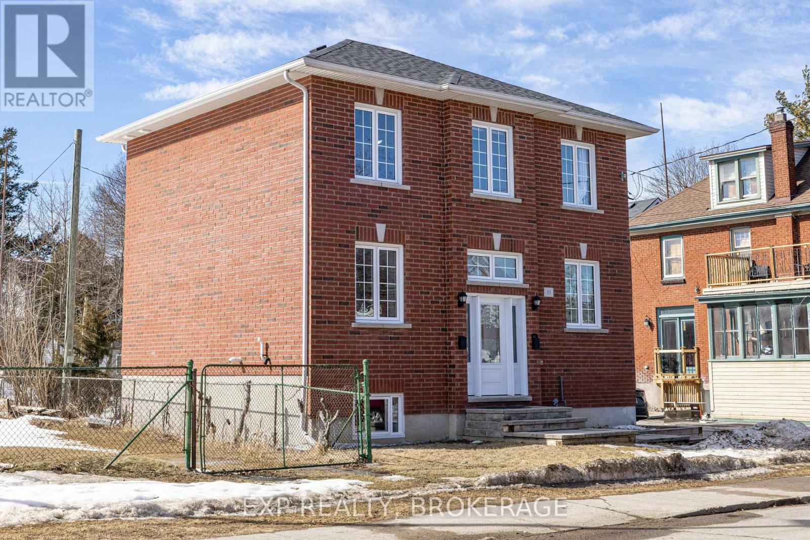 Photo 13 of 118 Napier Street, Kingston ON