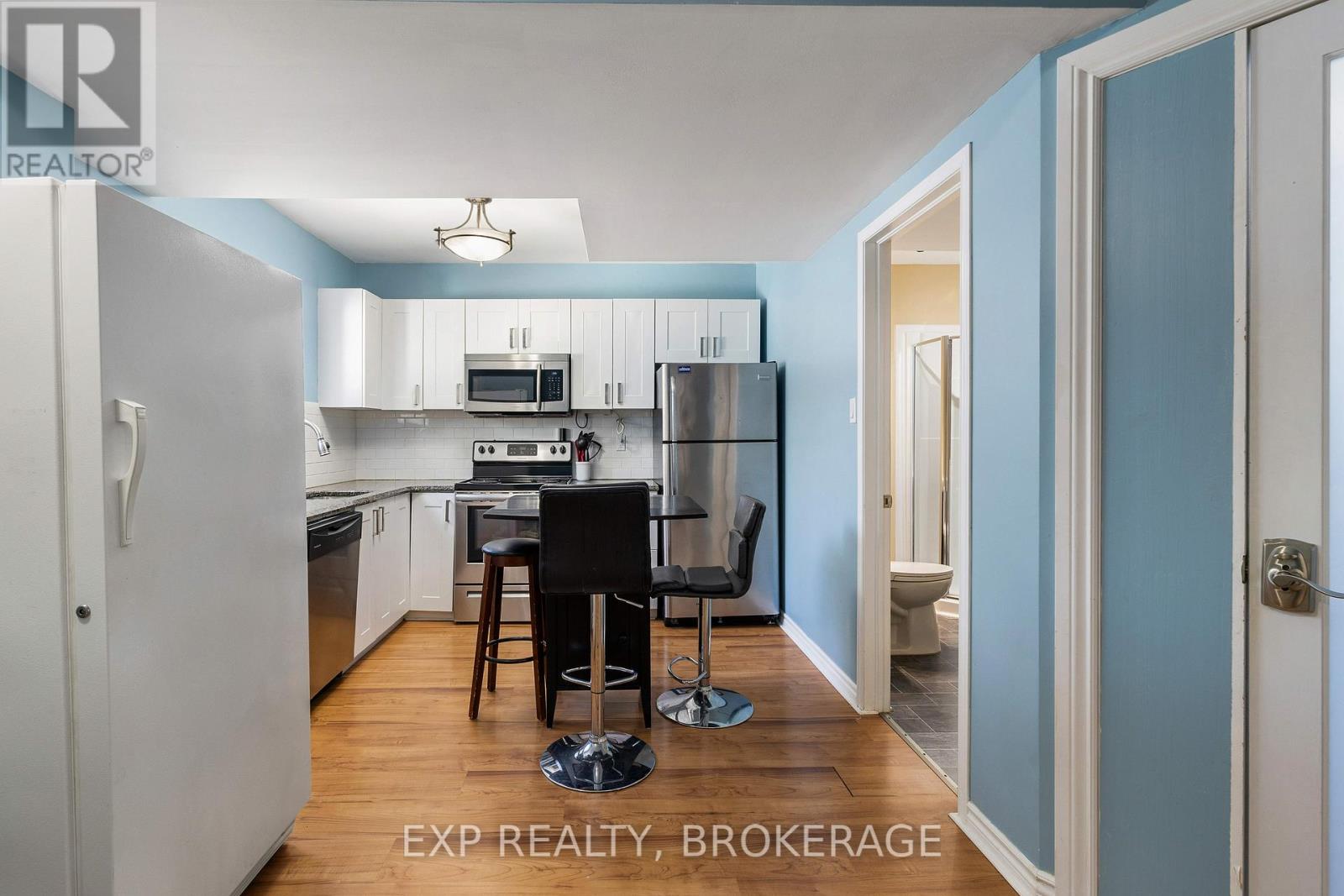 Photo 18 of 118 Napier Street, Kingston ON