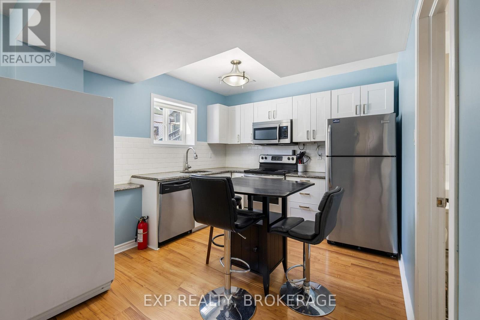 Photo 6 of 118 Napier Street, Kingston ON