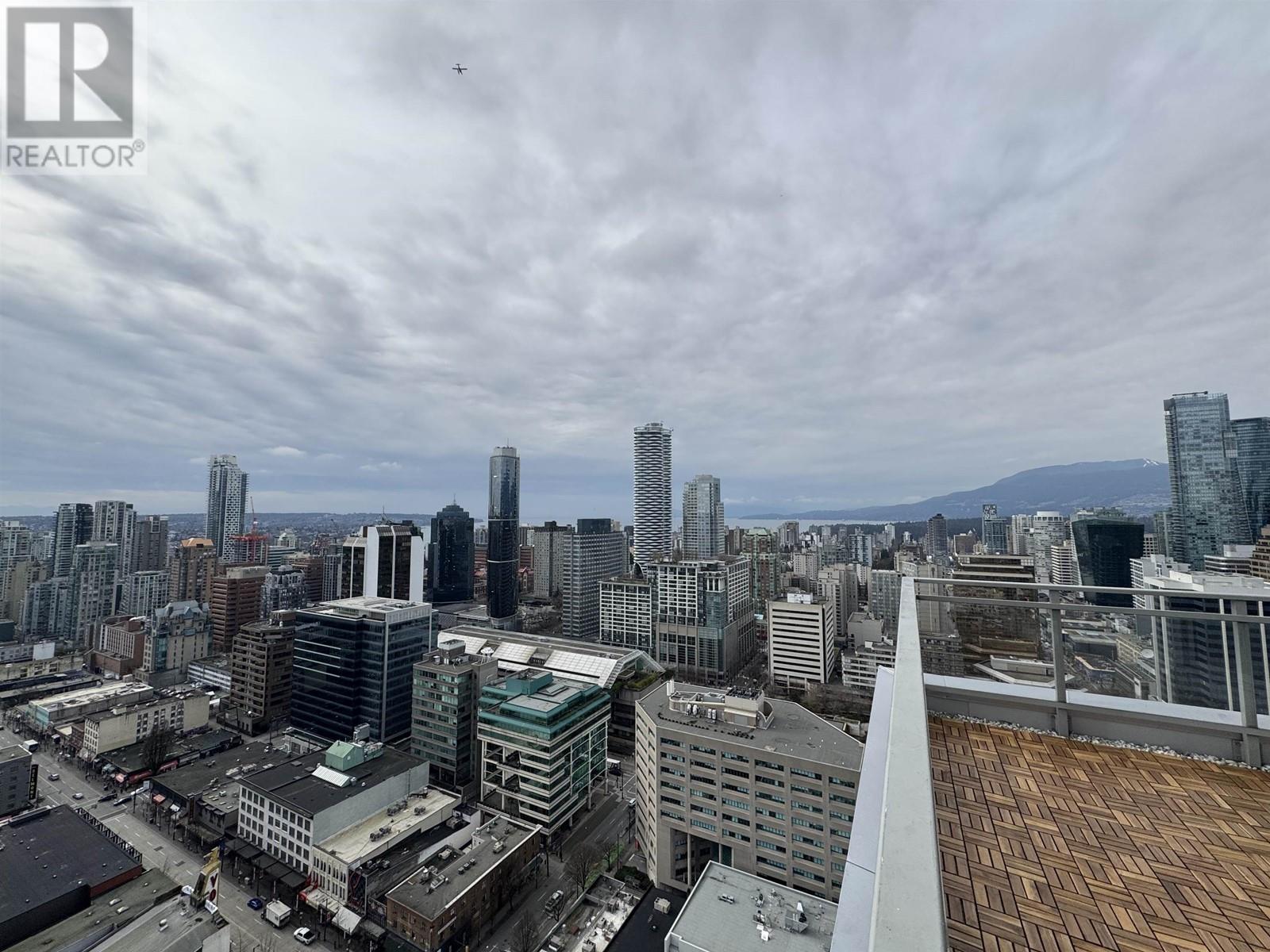 3505 833 SEYMOUR STREET, Vancouver