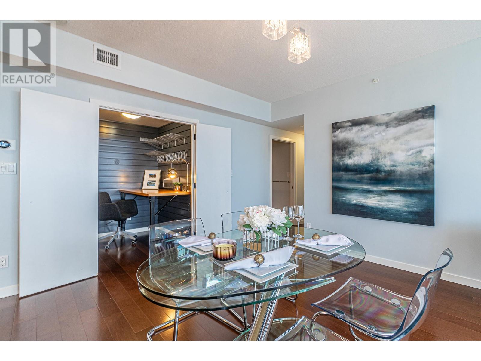 3505 833 SEYMOUR STREET, Vancouver