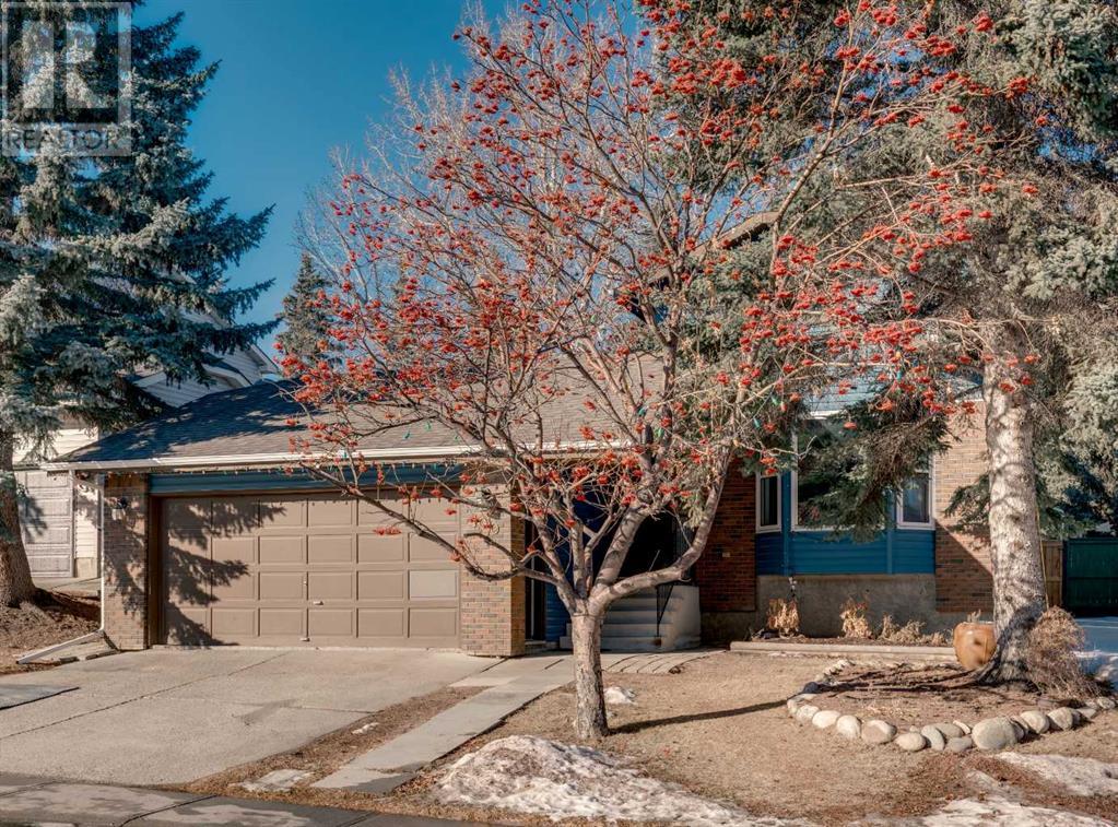 Single Family House for Sale in  Millbank Drive SW Millrise Calgary 