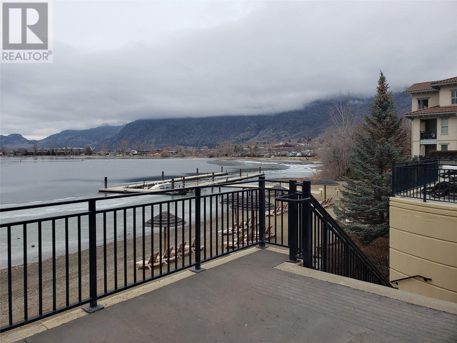 238 4200 LAKESHORE Drive, Osoyoos