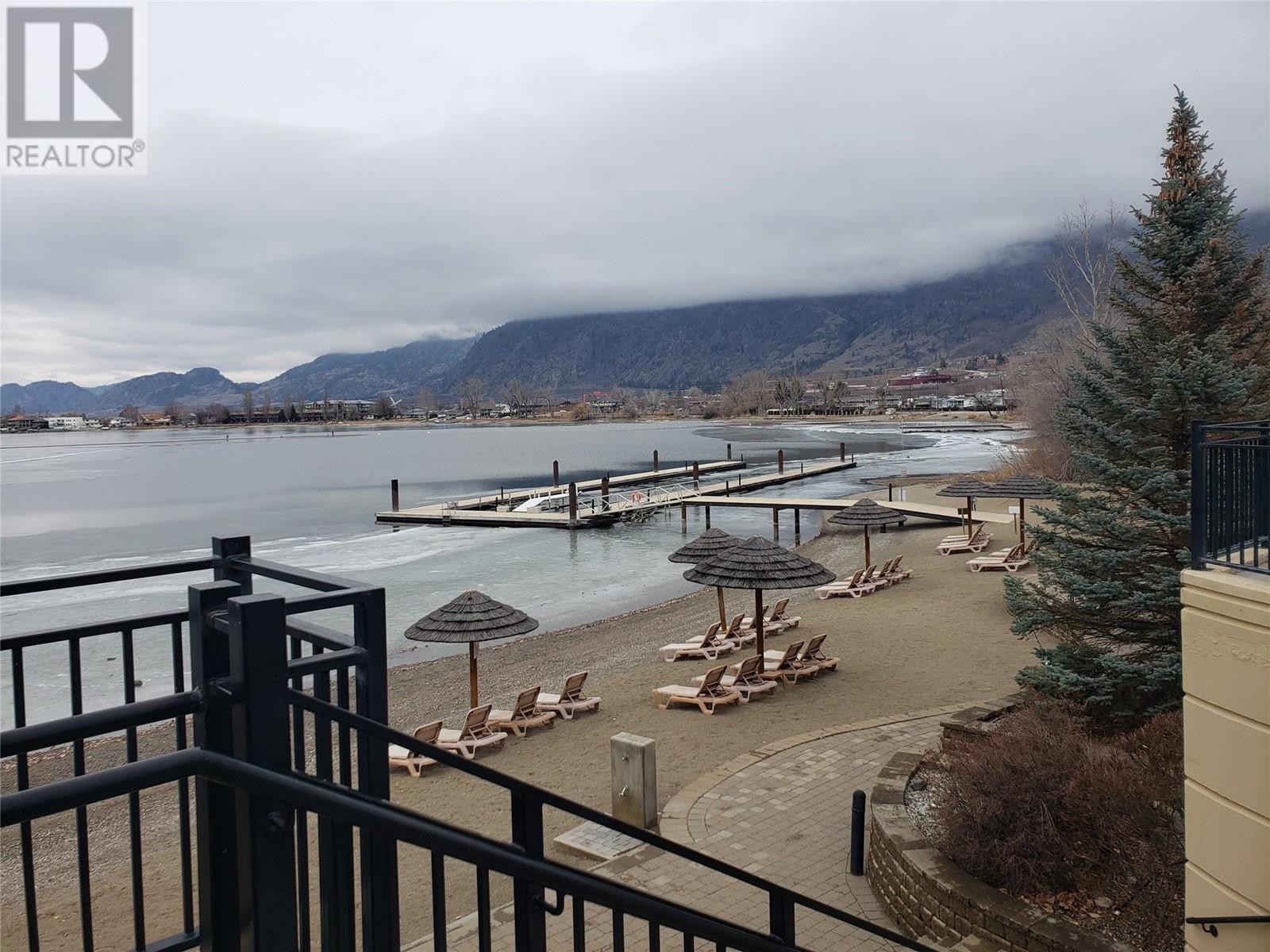 238 4200 LAKESHORE Drive, Osoyoos