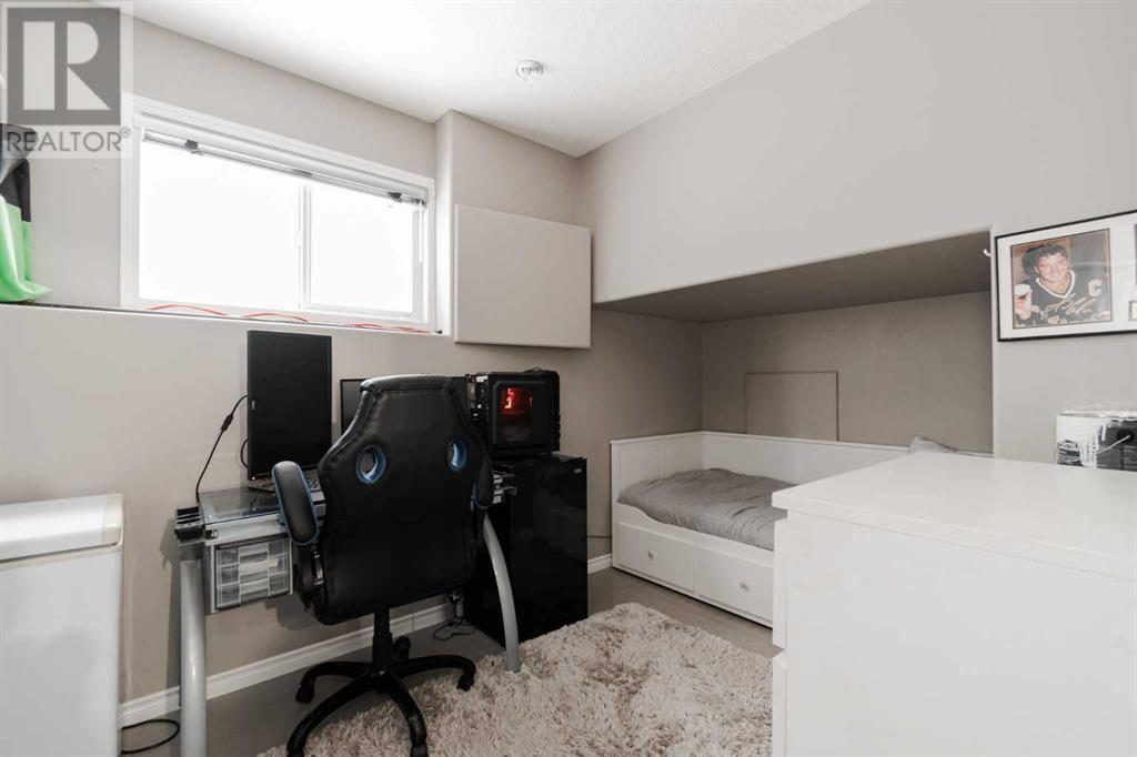 160 Archibald Close, Fort McMurray, Alberta