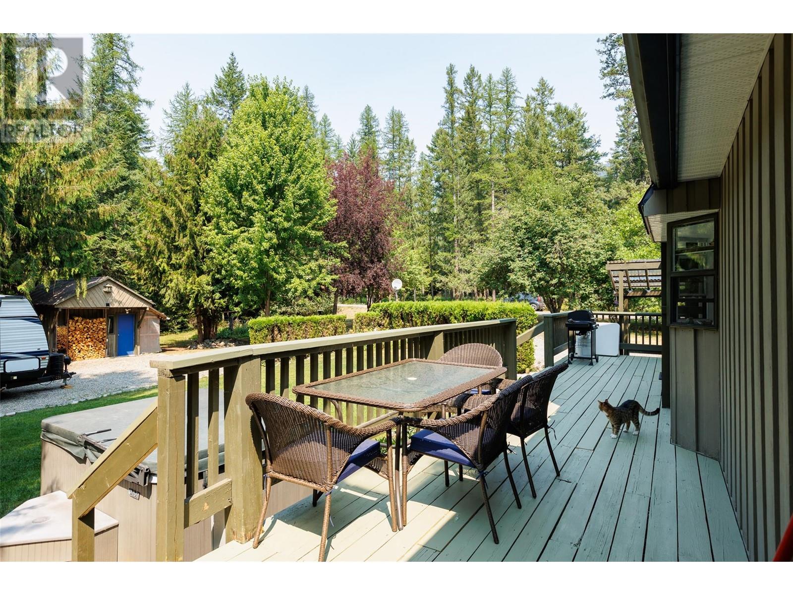 1405 LEPITZKI Road, Creston