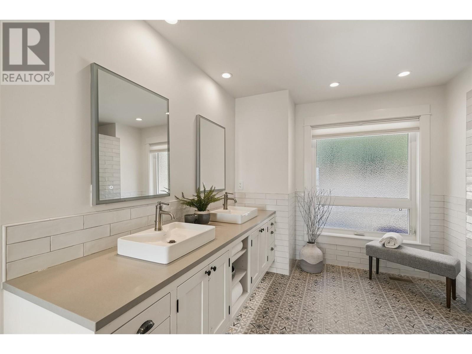  2311 Campbell Road, West Kelowna