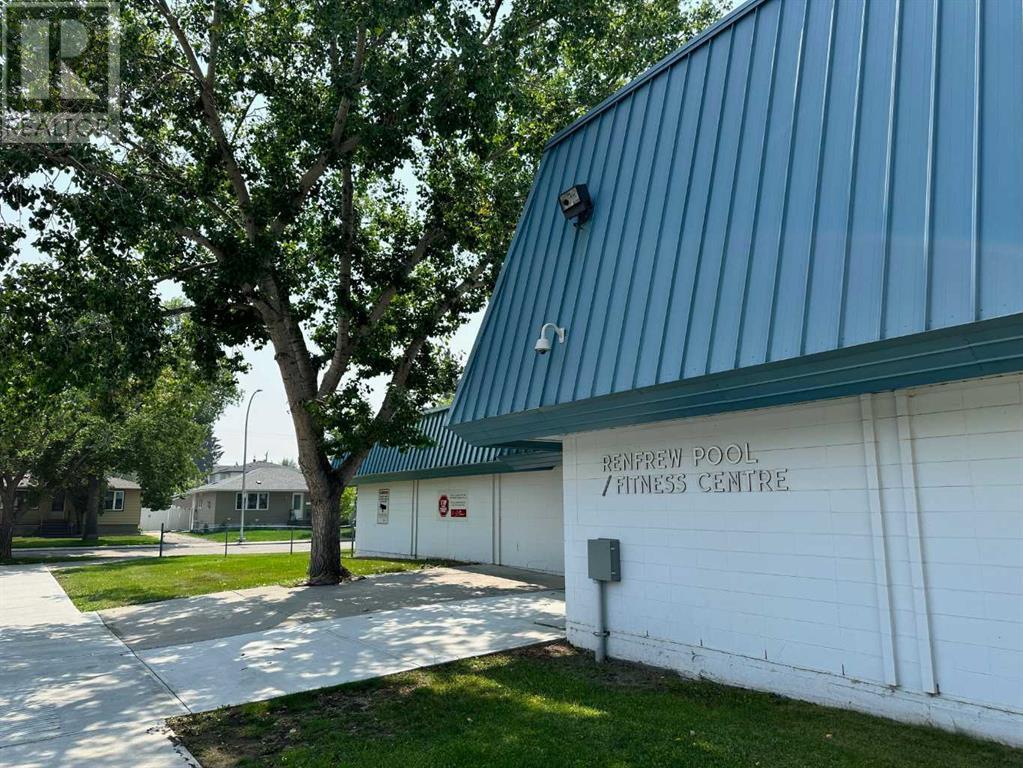 Single Family House for Sale in   Avenue NE Renfrew Calgary 