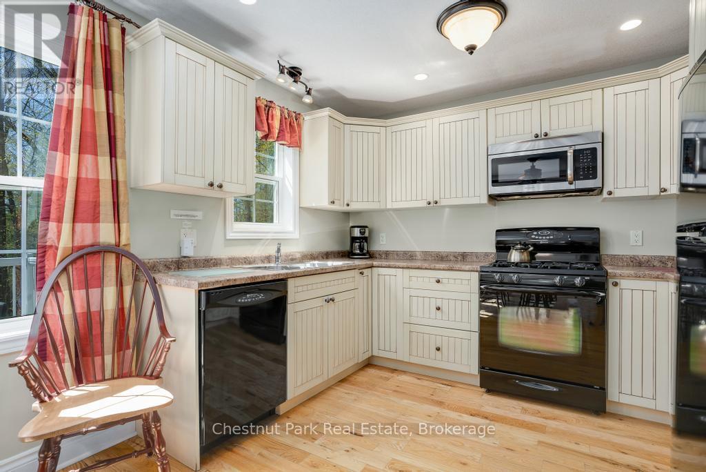 Photo 8 of 1052 Rat Bay Rd 109 7 Road, Lake Of Bays ON