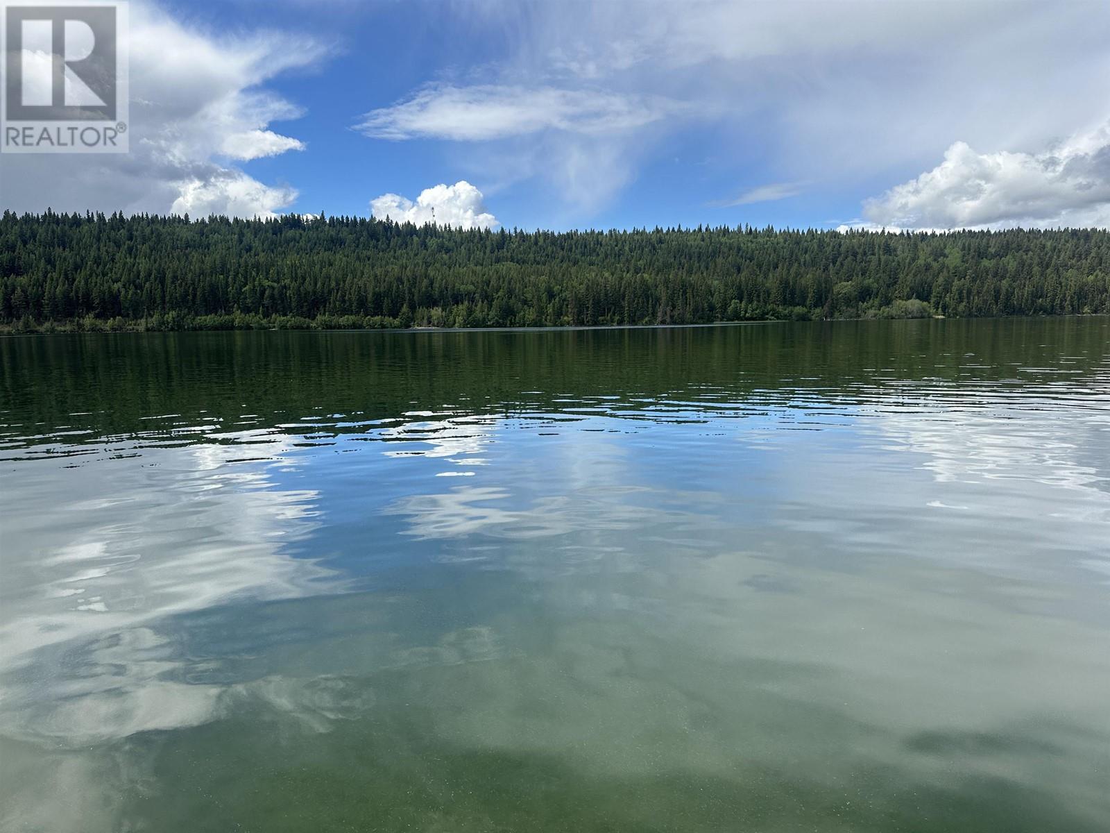 3594 GUNN ROAD, Lac La Hache