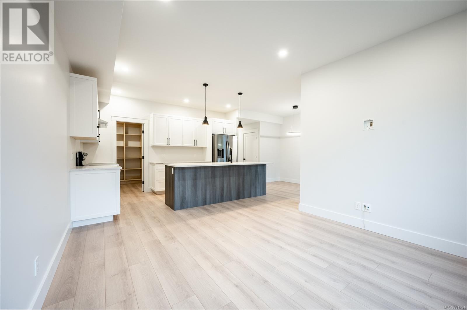 25 1090 Evergreen Rd, Campbell River real estate listing 991794