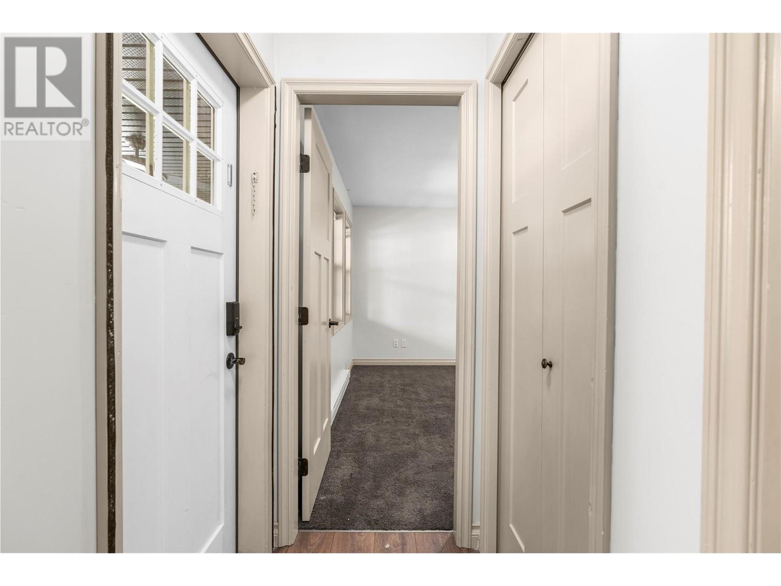  427 Hummingbird Avenue, Vernon