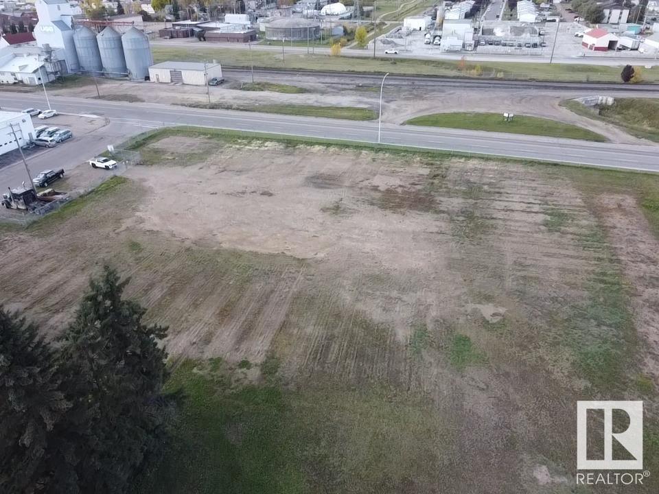 Photo 11 of 4810 54 Av, Wetaskiwin AB