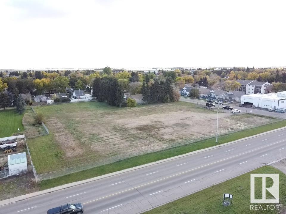 Photo 6 of 4810 54 Av, Wetaskiwin AB