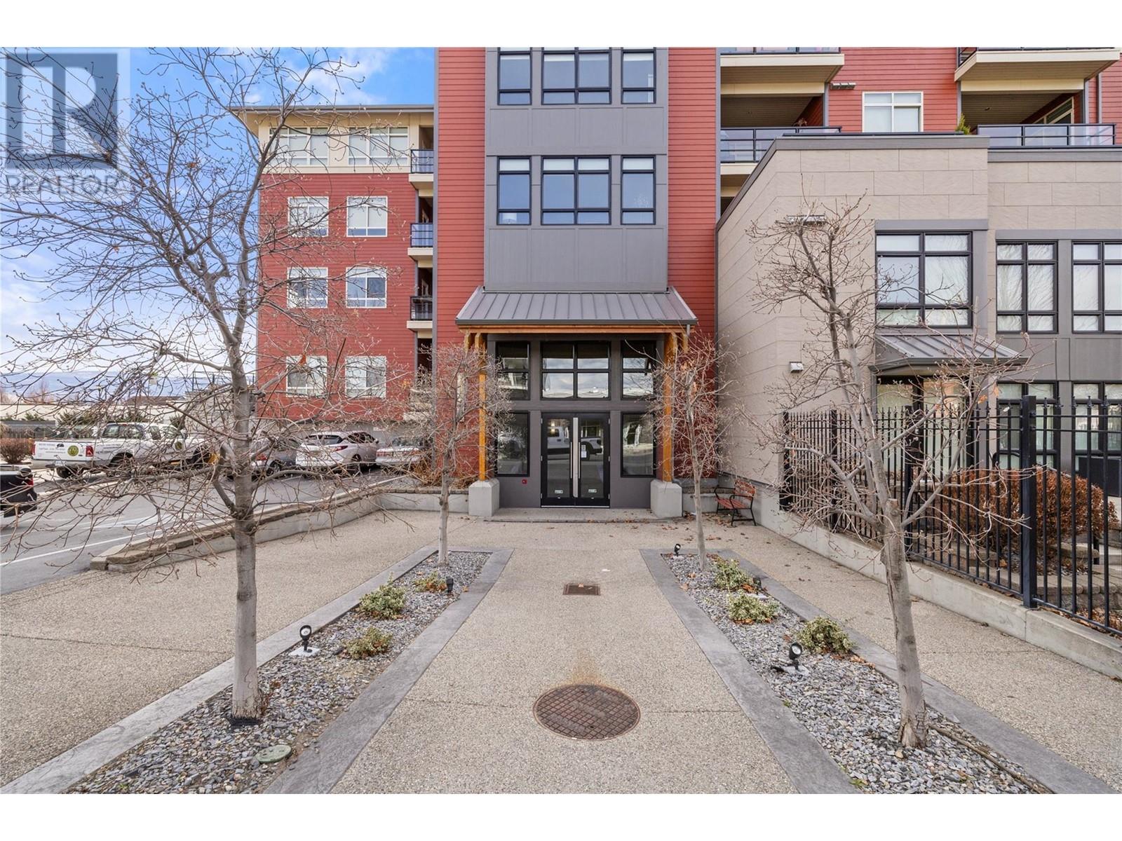 304 457 West Avenue, Kelowna