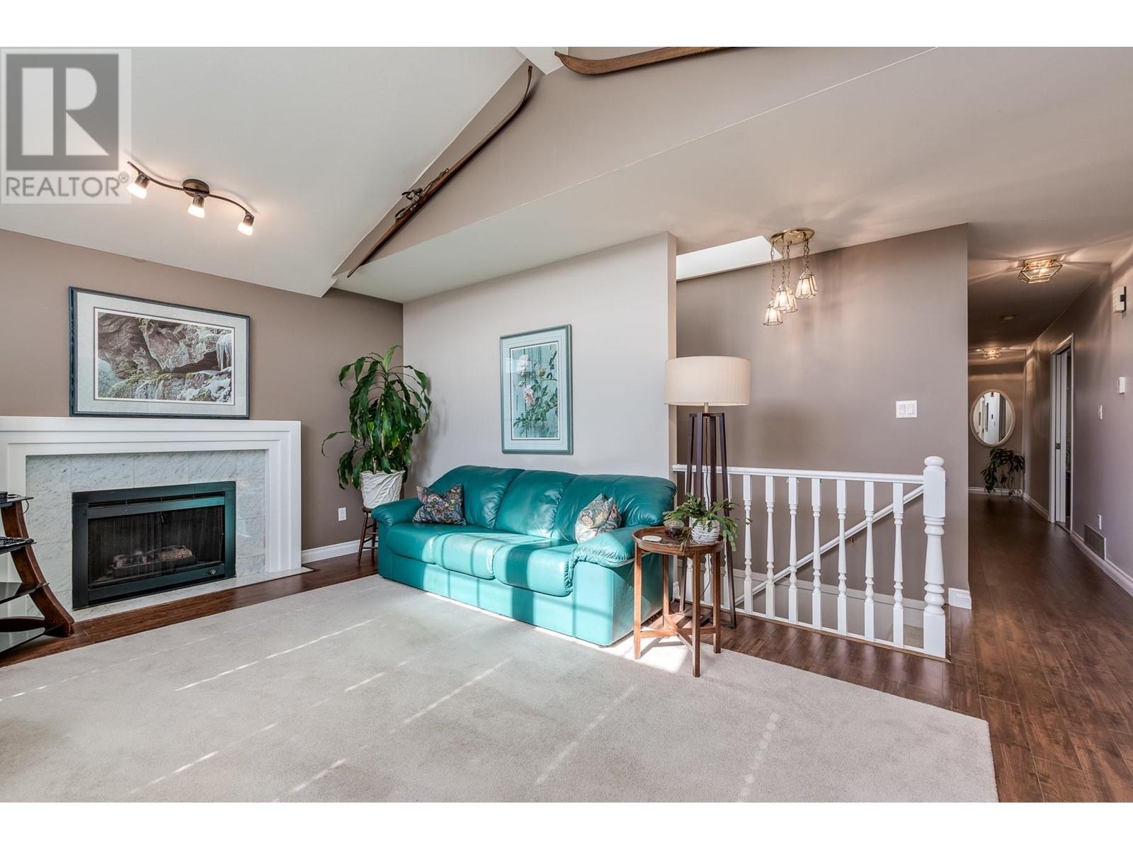 631 SWANSON PLACE, Port Coquitlam real estate listing R2977526