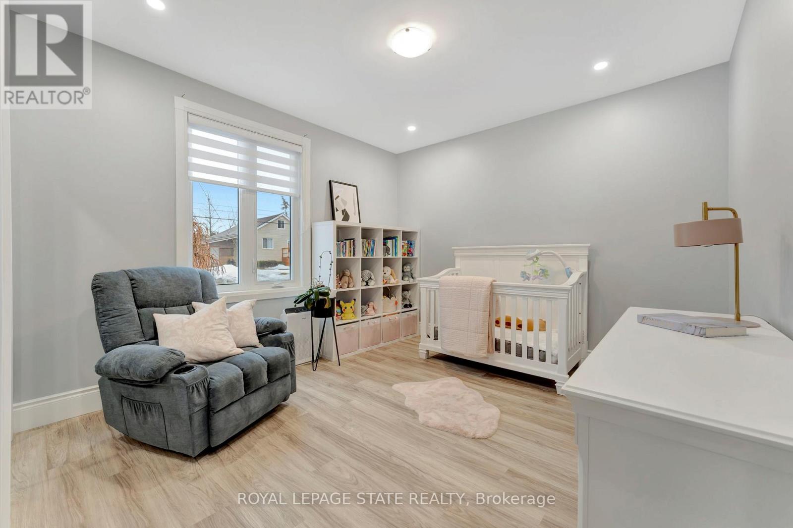 Single Family House for Sale in  COCHRANE ROAD Hamilton (Rosedale) 