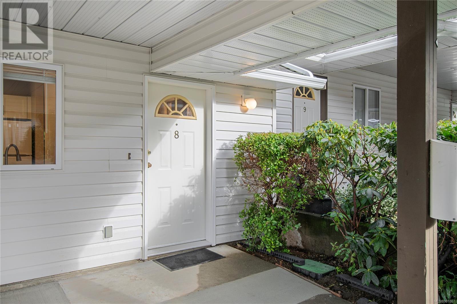 8 2625 Muir Rd, Courtenay