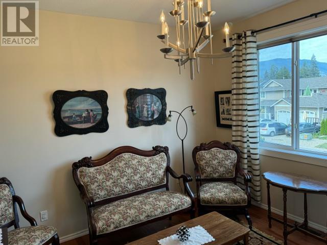  1560 24 Street Northeast, Salmon Arm