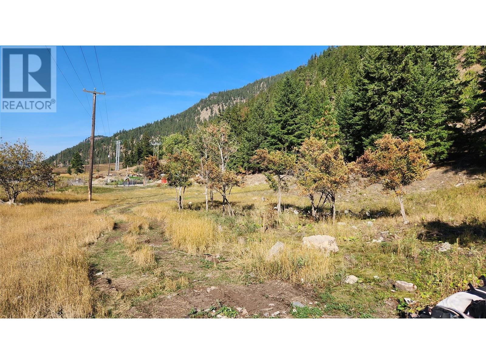 9388 YELLOWHEAD Highway, Kamloops