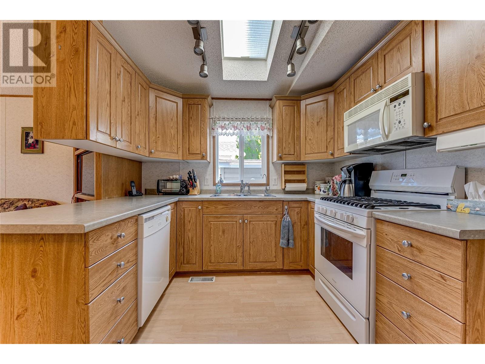 Photo 23 of 8000 Highland Road Unit 106, Vernon BC