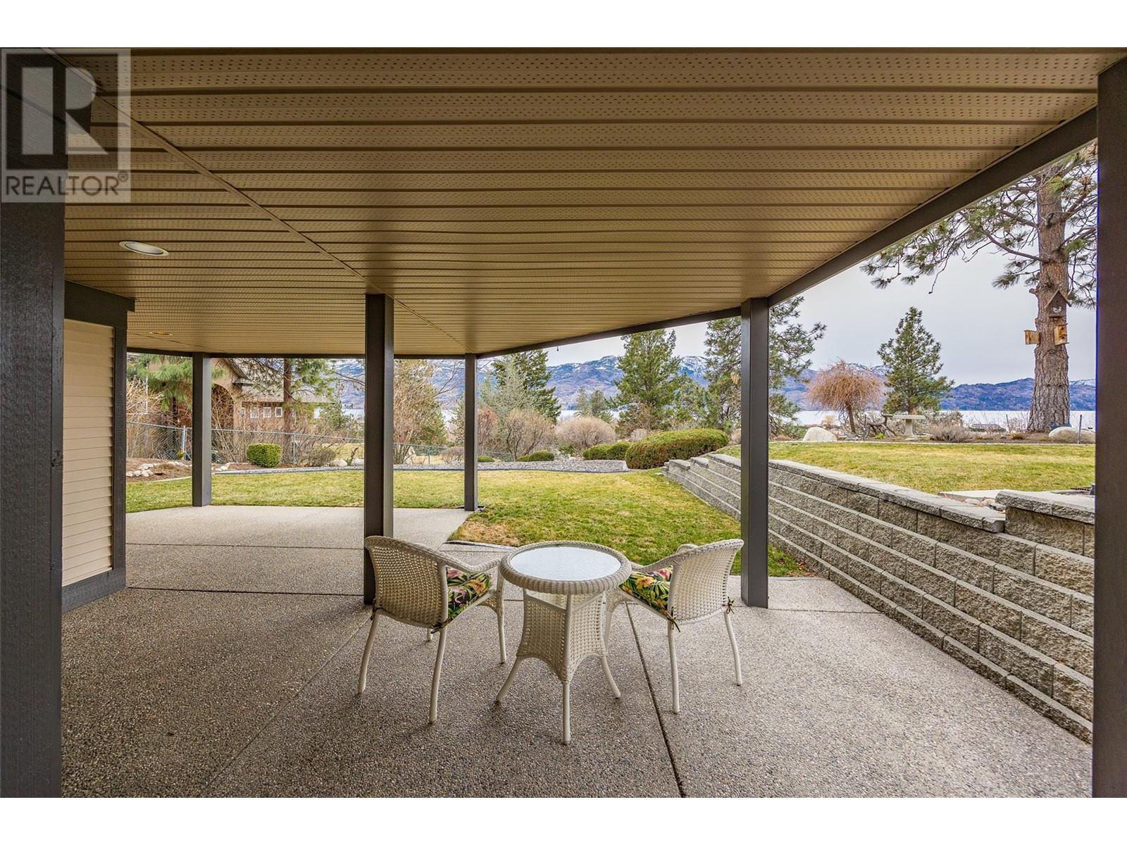 101 4074 Gellatly Road, West Kelowna