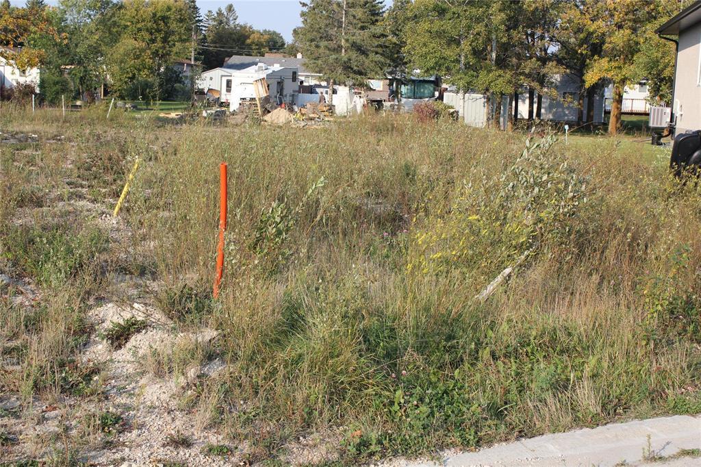 Photo 6 of 38 Acorn Bay, Beausejour MB