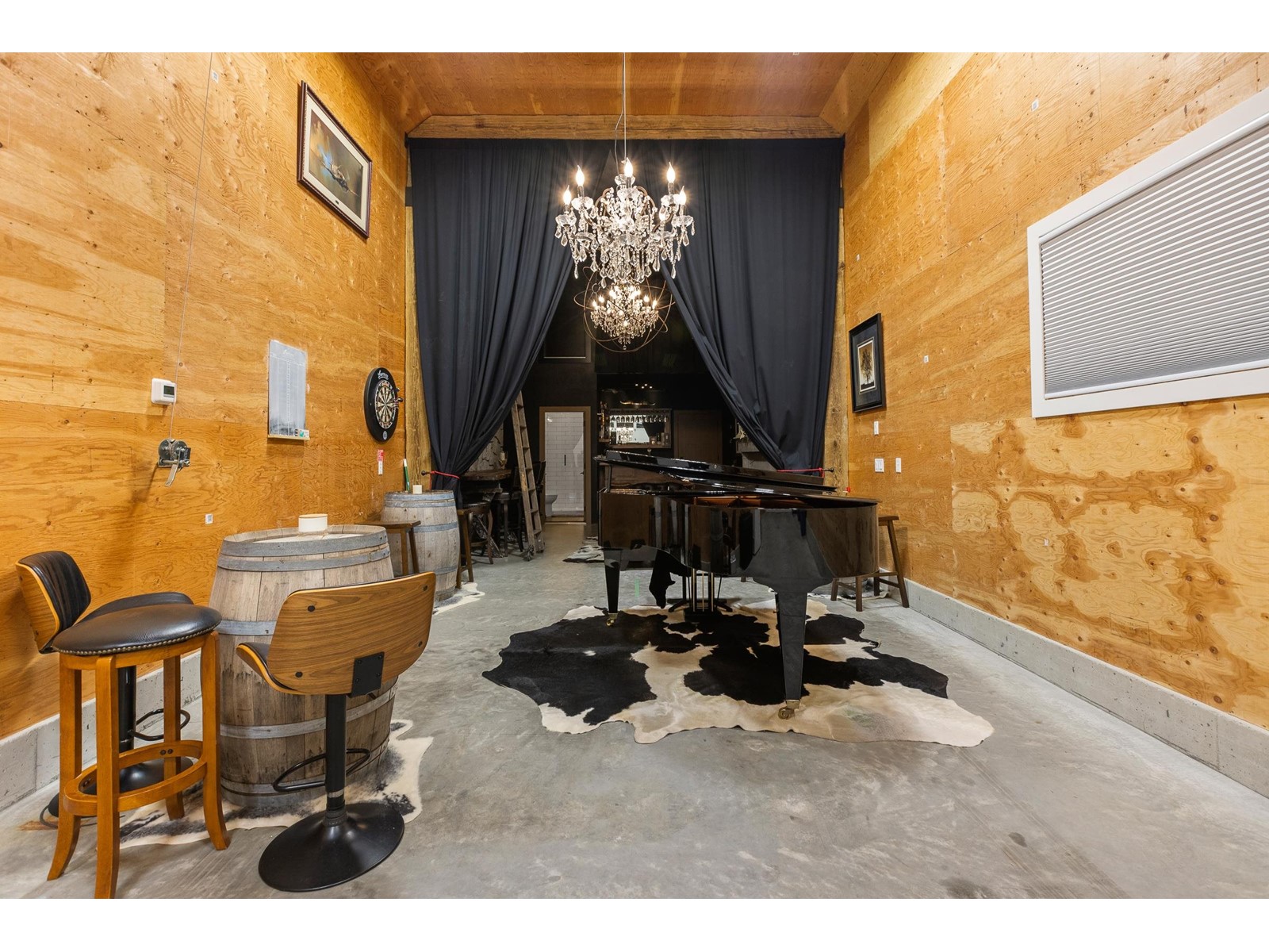 201 MCCALLUM ROAD, Abbotsford real estate listing R2954253