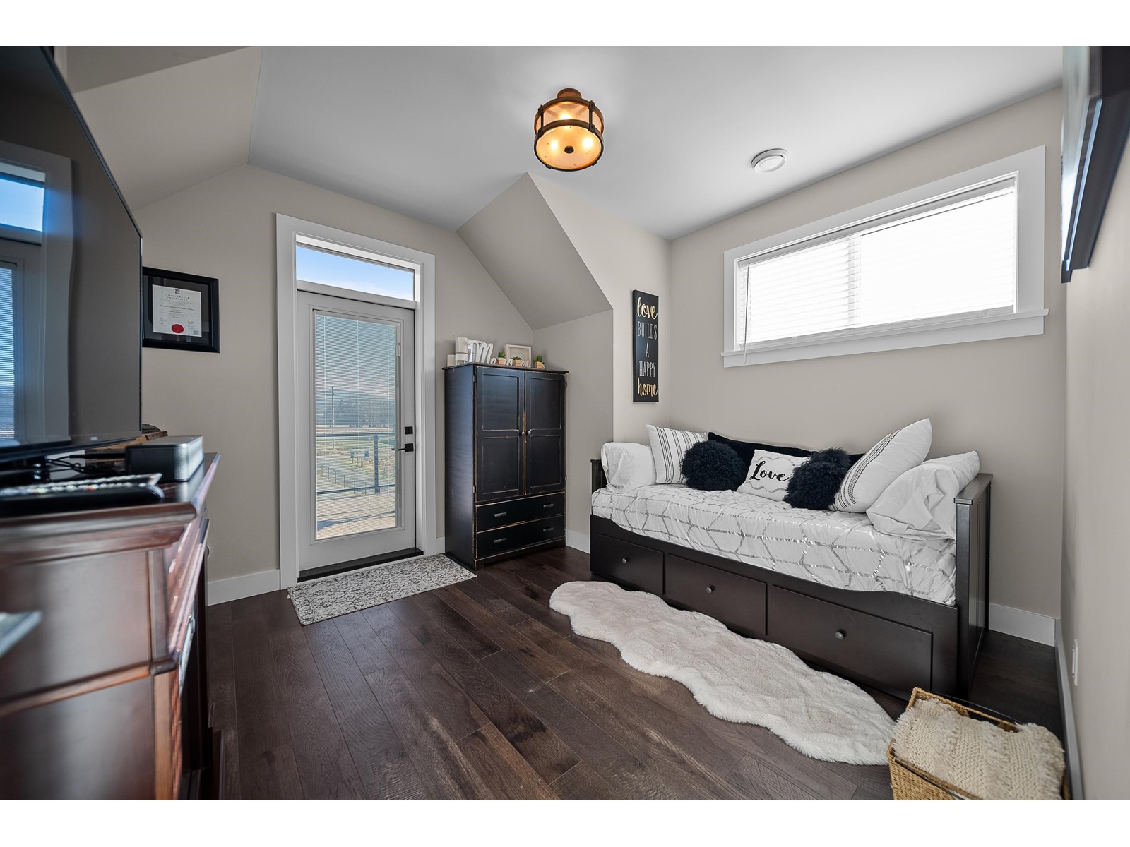 201 MCCALLUM ROAD, Abbotsford real estate listing R2954253