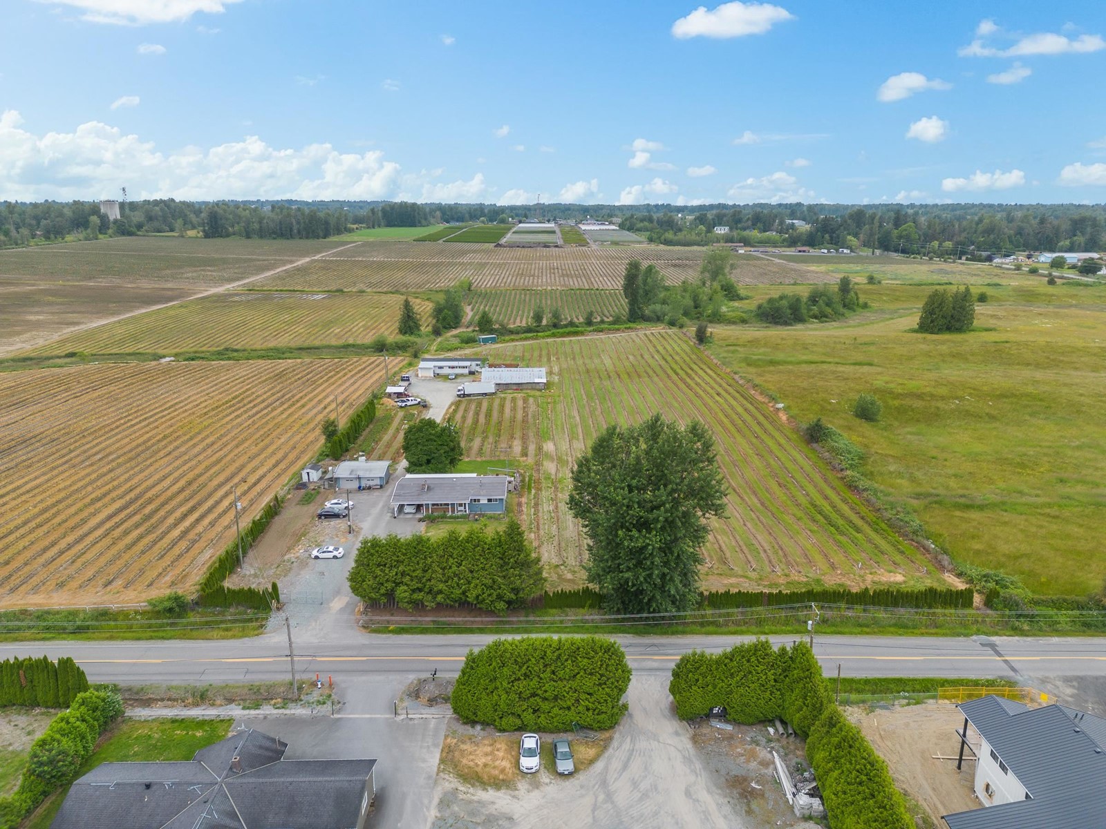 3811 LEFEUVRE ROAD, Abbotsford real estate listing R2957015