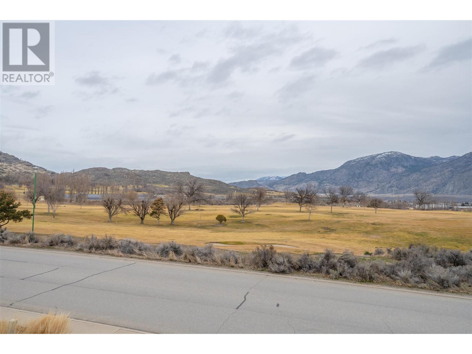  11702 GOLF COURSE Drive, Osoyoos