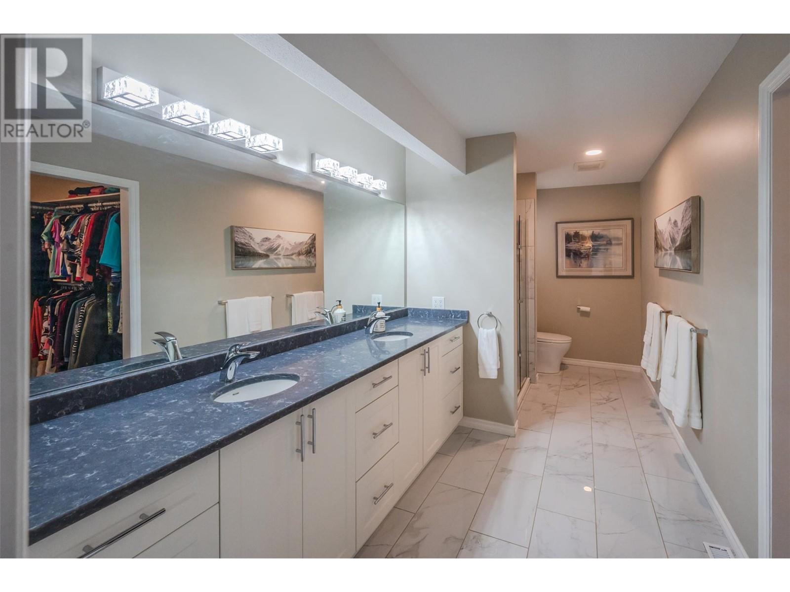  11702 GOLF COURSE Drive, Osoyoos