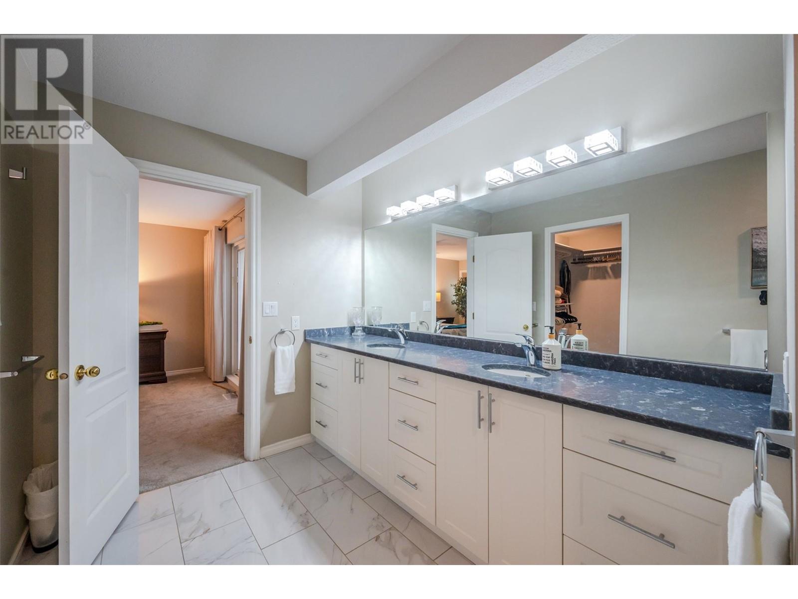  11702 GOLF COURSE Drive, Osoyoos