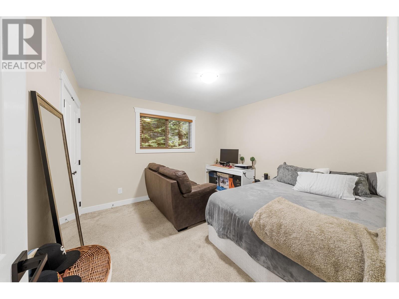 1782 DEPOT ROAD, Squamish real estate listing R2977710