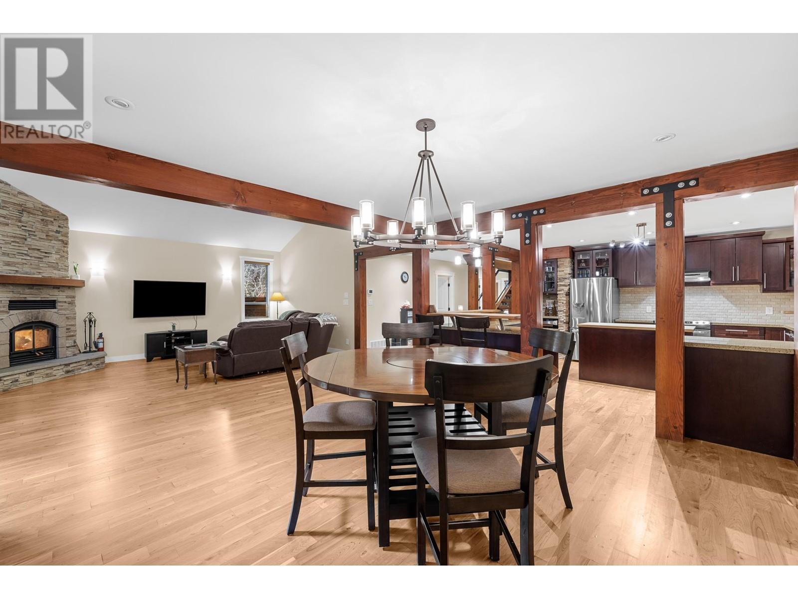 1782 DEPOT ROAD, Squamish real estate listing R2977710