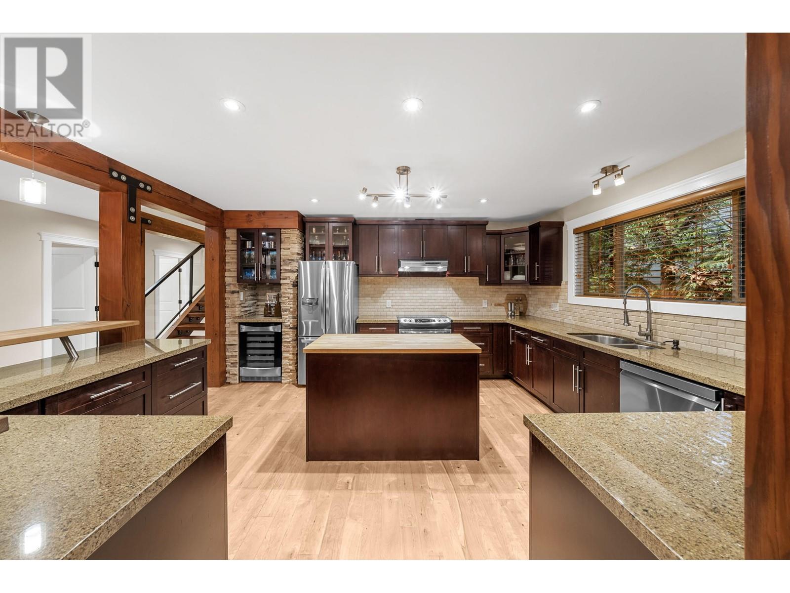 1782 DEPOT ROAD, Squamish real estate listing R2977710