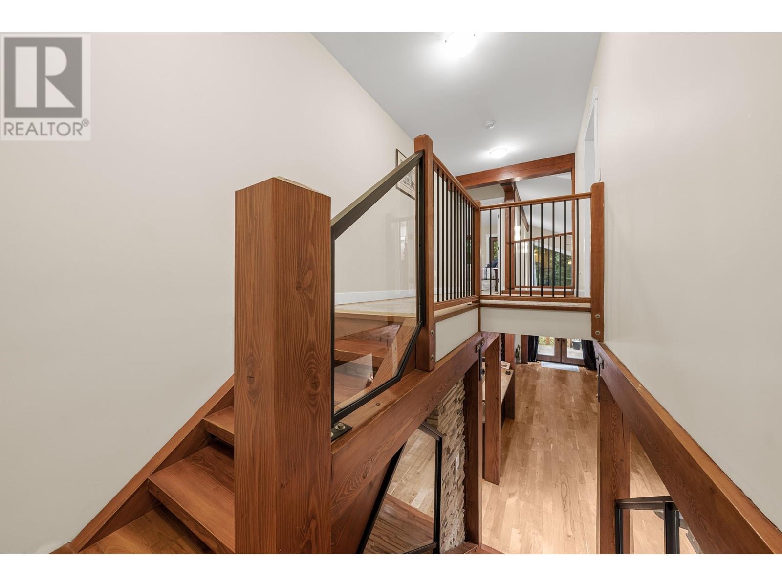1782 DEPOT ROAD, Squamish real estate listing R2977710