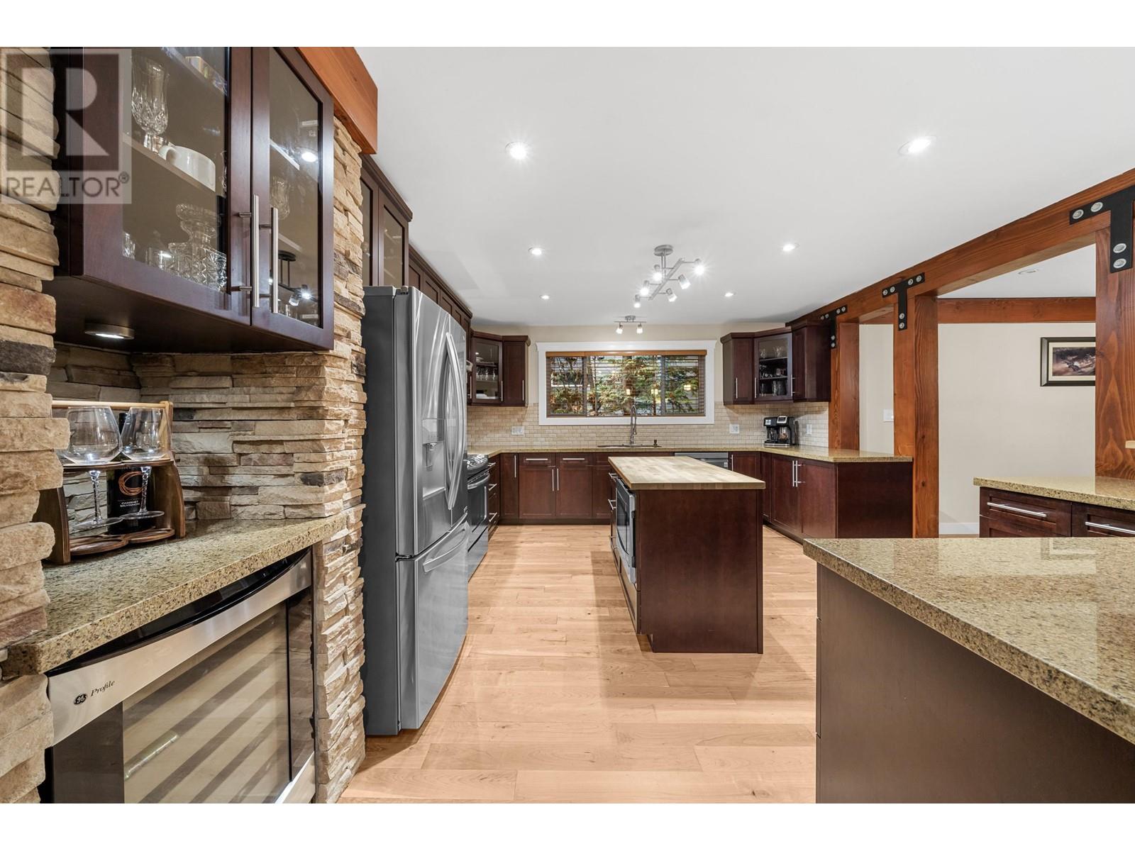 1782 DEPOT ROAD, Squamish real estate listing R2977710