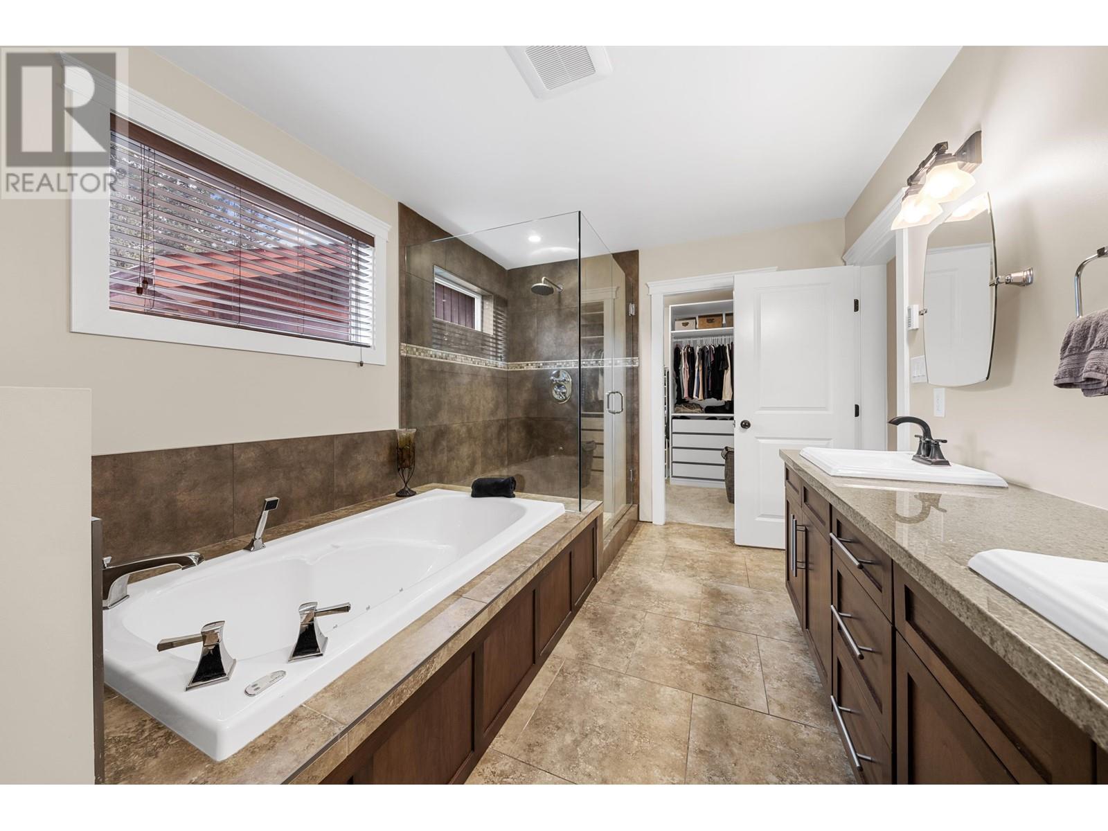 1782 DEPOT ROAD, Squamish real estate listing R2977710